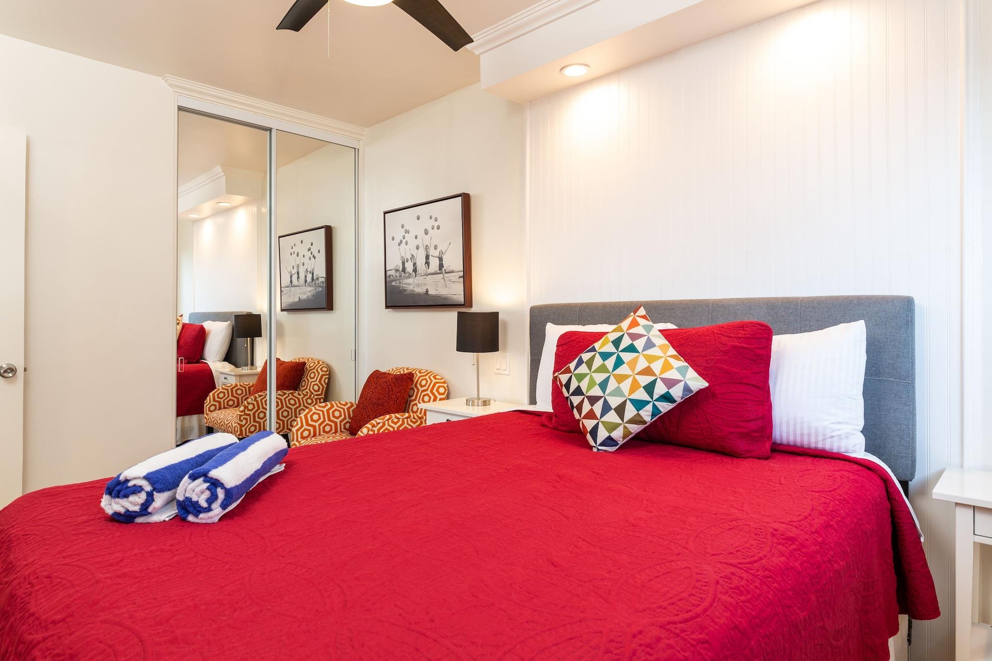 Executive, Suite
