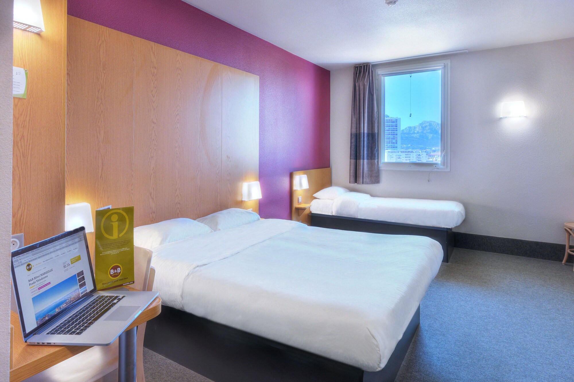 Triple room