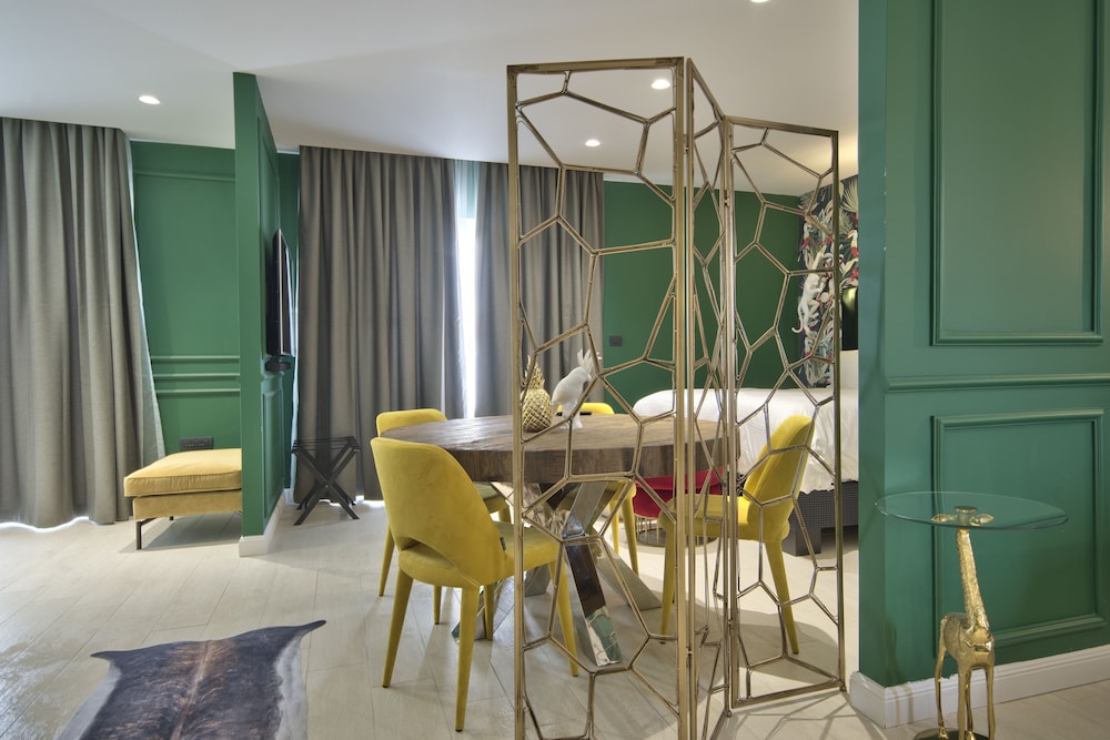 Holm Hotel And Spa 59/76