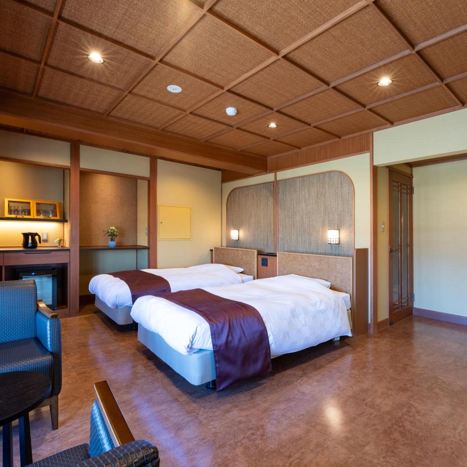 غرفة يابانية قياسية بإطلالة على الحديقة بأرضية تاتامي في المبنى الرئيسي، HOTEL SEKITEI 4/4