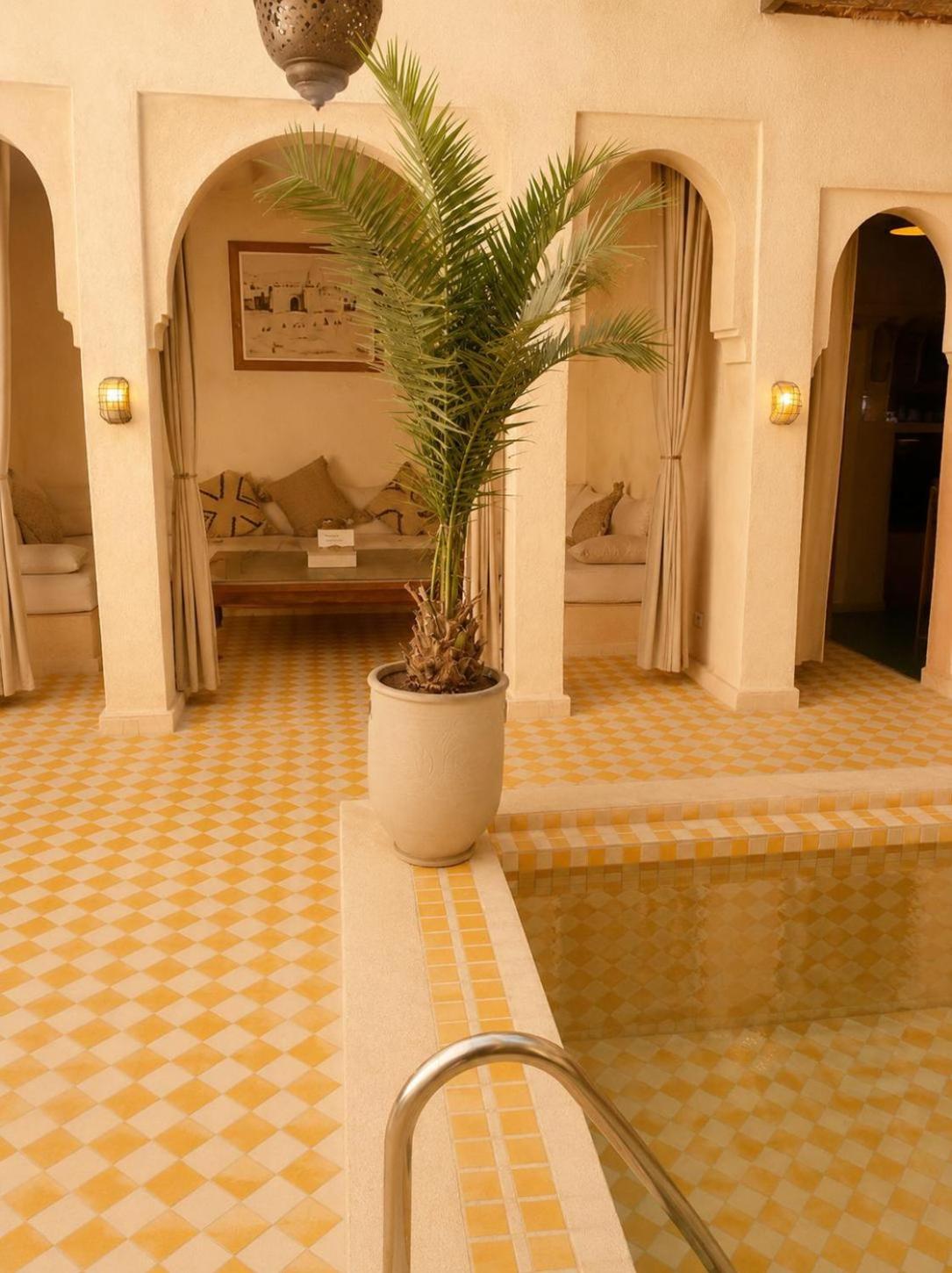 Riad Palmier 43/57