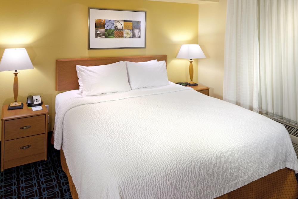 Fairfield Inn And Suites San Bernardino 21/47