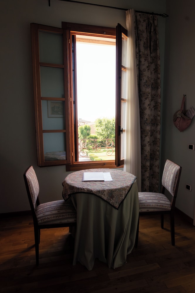 Villa Bongiovanni 12/44