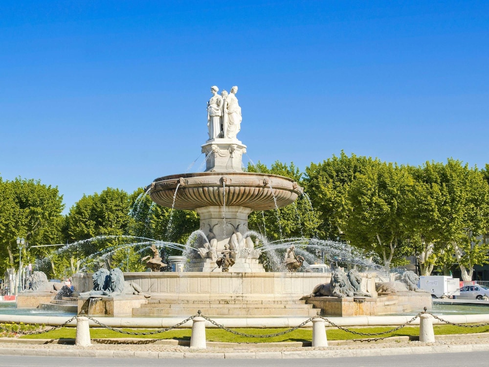 ibis budget Pertuis Portes du Luberon 60/65