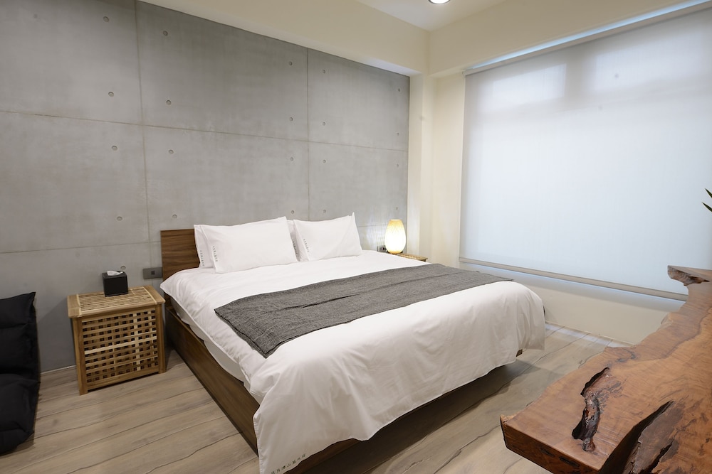 Sun Moon Inn 32/73