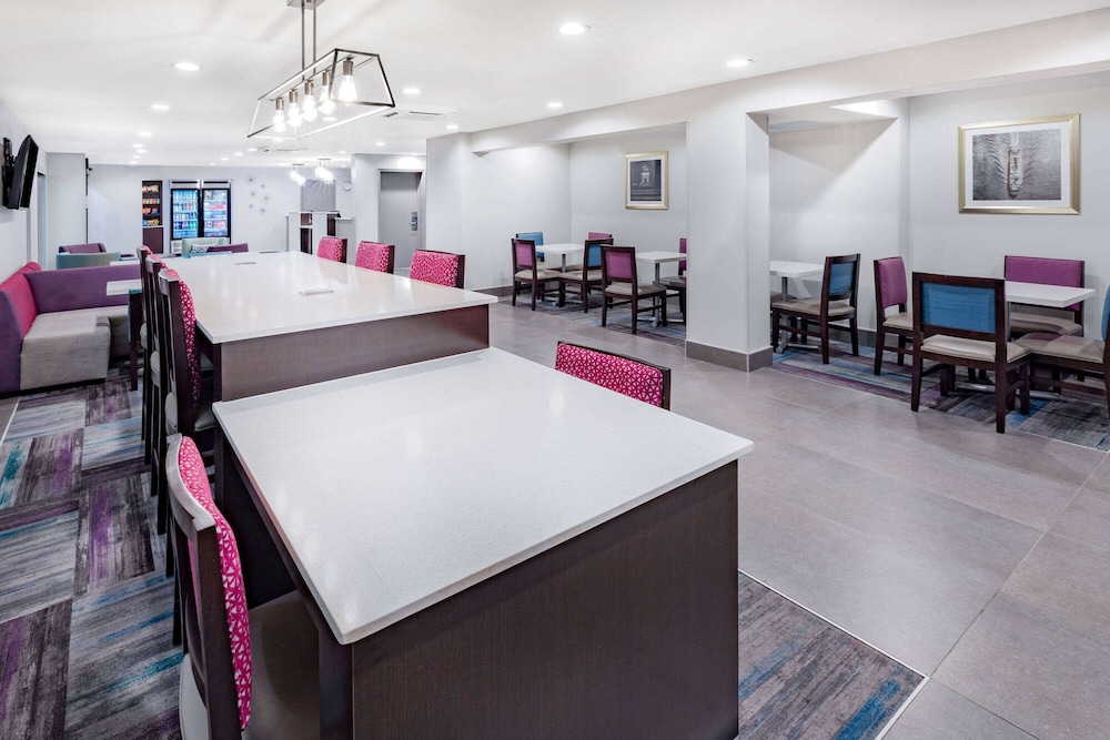 La Quinta Inn & Suites by Wyndham Houston Southwest 31/42