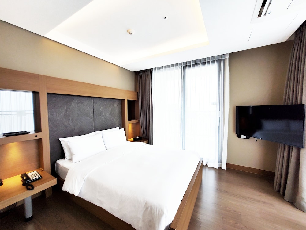 Ramada by Wyndham Gangwon Sokcho 5/34