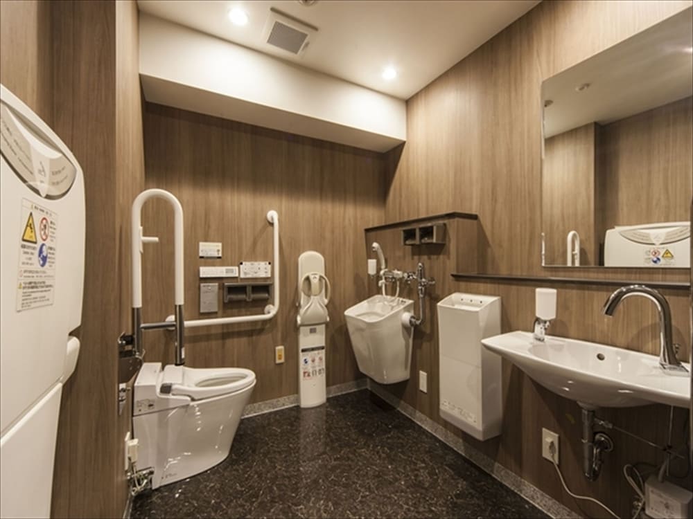 Apa Hotel Ochanomizu Ekikita 66/67