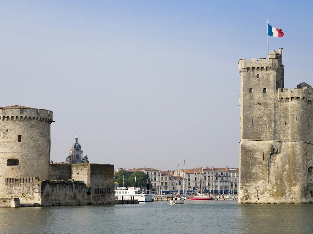 Ibis La Rochelle Centre Historique Hotel 48/56