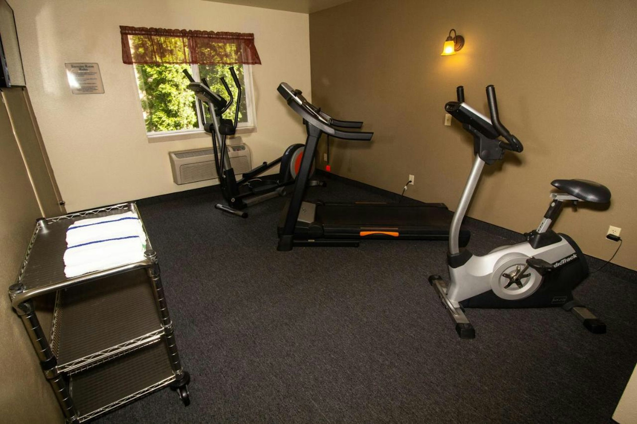 FAIRBRIDGE INN & SUITES KELLOGG 32/48