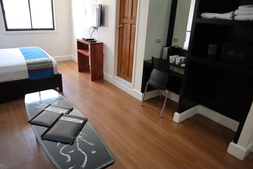 Domicilio Lorenzo Apartelle 37/71