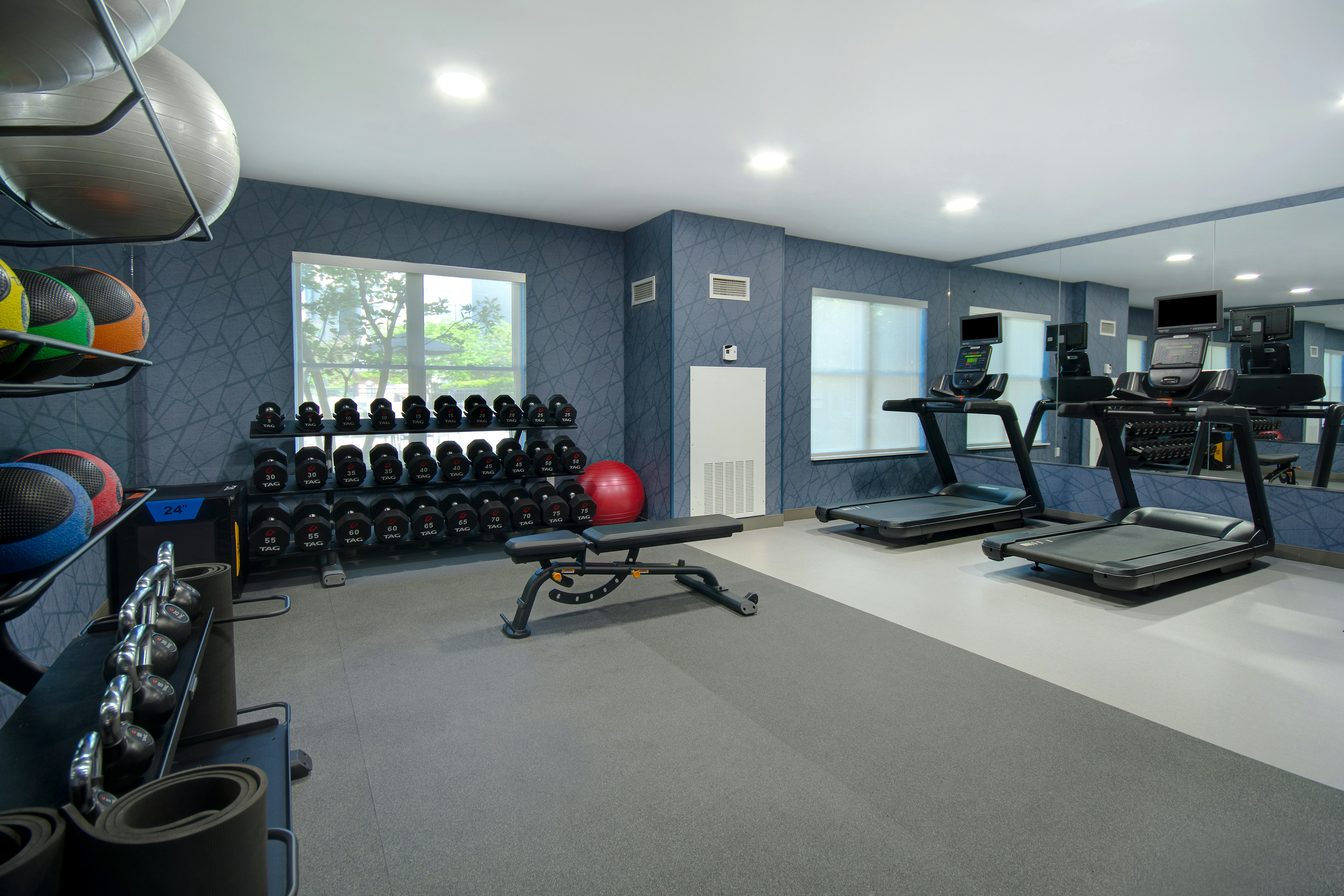 Homewood Suites By Hilton Lexington Hamburg 11/32