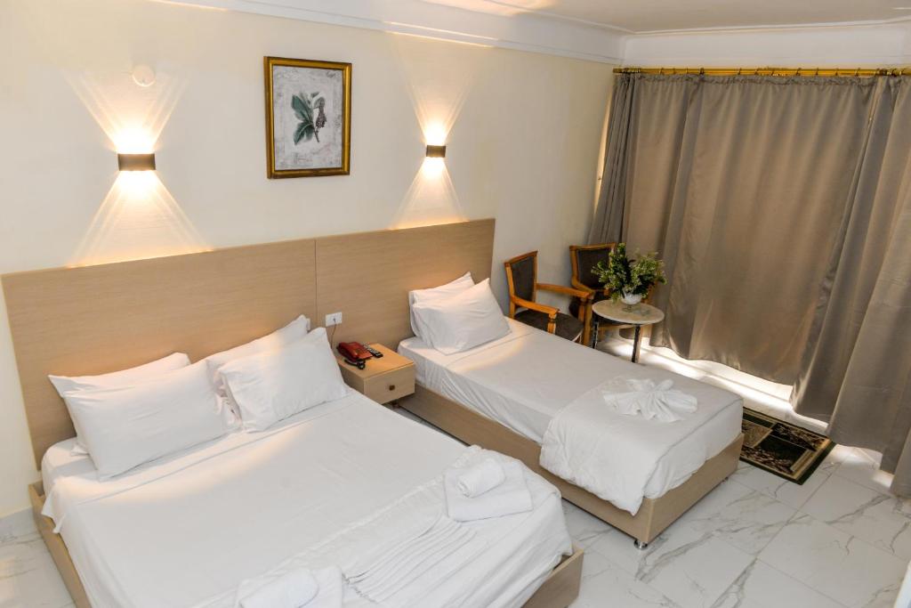 Room at Regency Alexandria, ALEXANDRIA