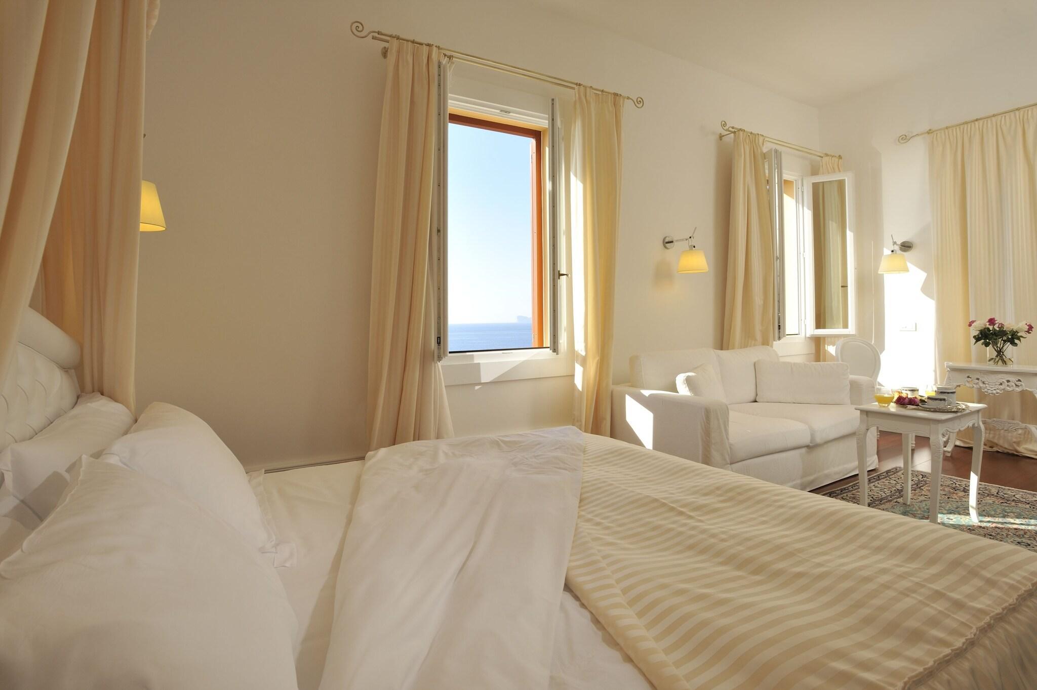 Executive, Suite