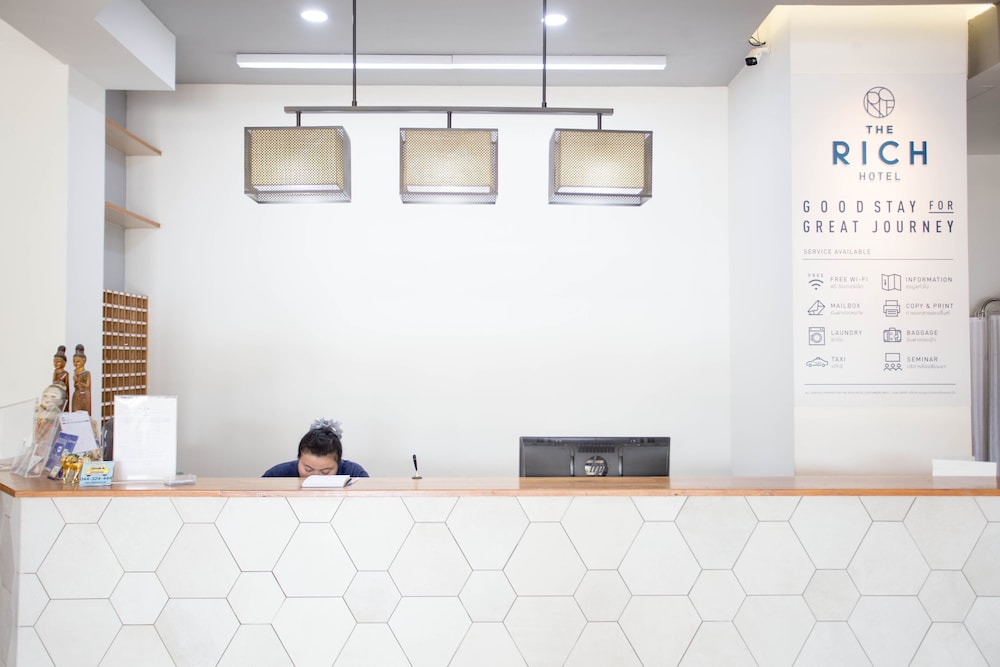 The Rich Hotel Korat 8/65