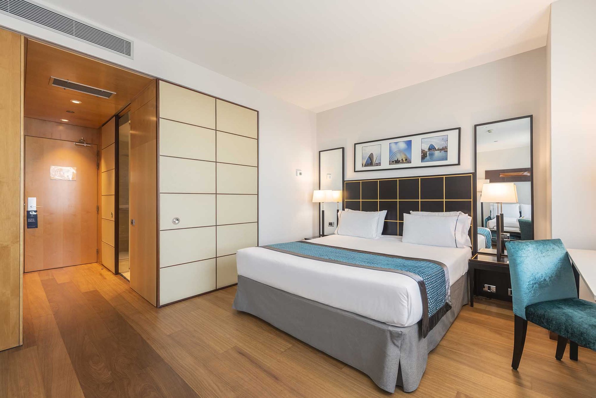 Eurostars Gran Valencia 8/50