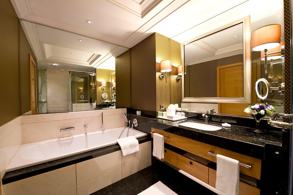 JW MARRIOTT HOTEL ANKARA 6/80