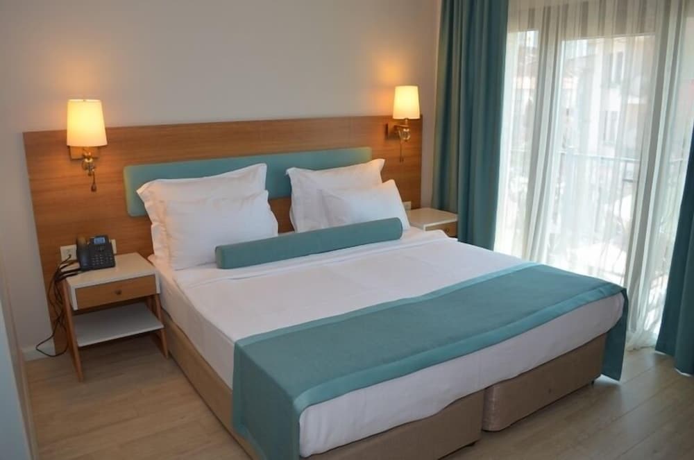 Sardinia Hotel 17/50
