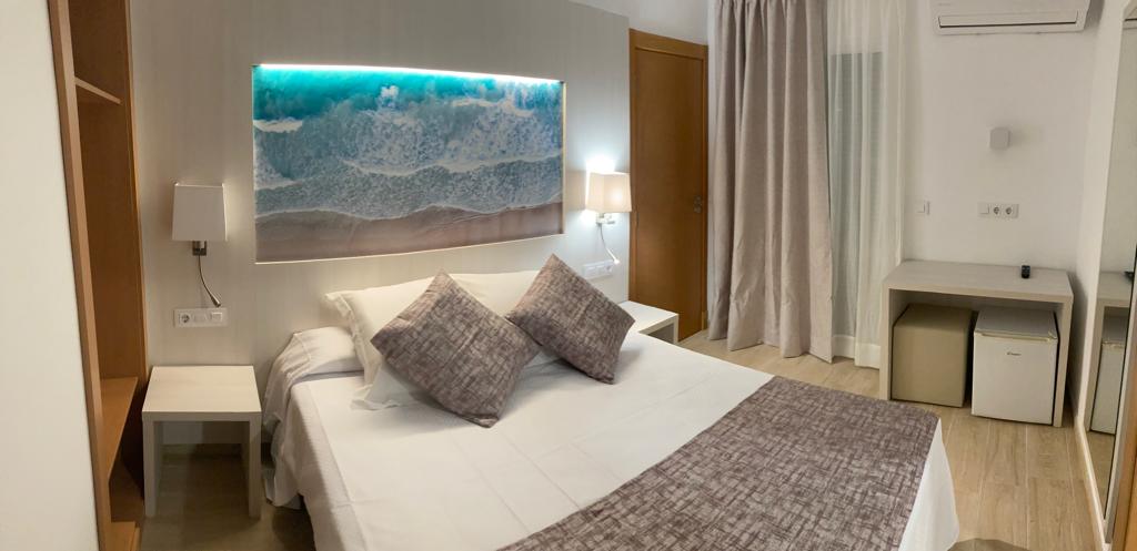 Premium, Double Bed