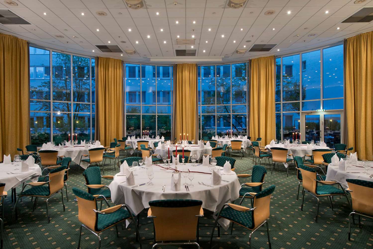 Wyndham Hannover Atrium 18/25