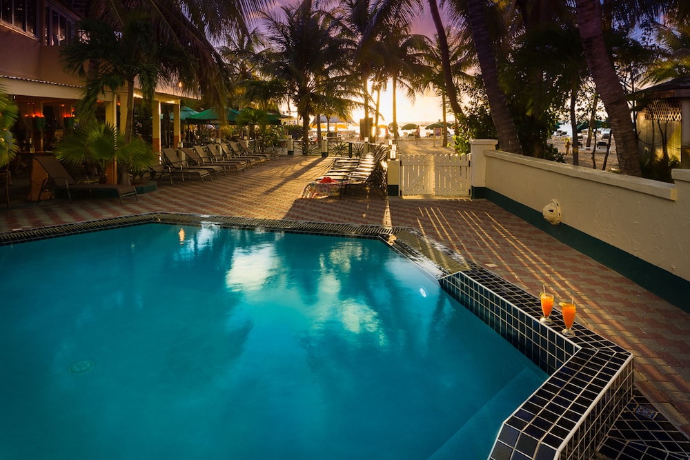 Atrium Beach Resort And Spa St Maarten A Ramada By Wyndham 1/64