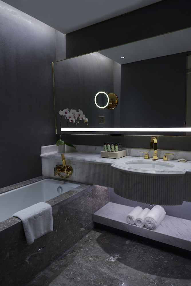 Sky Fortune Boutique Hotel Shanghai 32/33