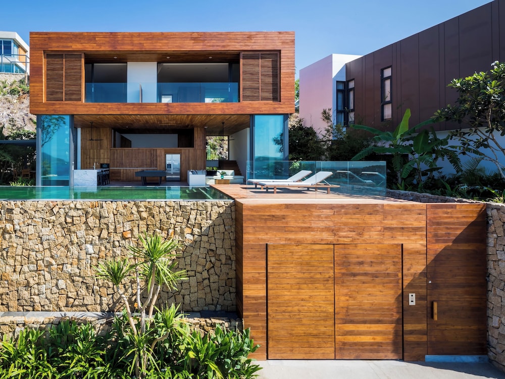 Venity Villa 10/50