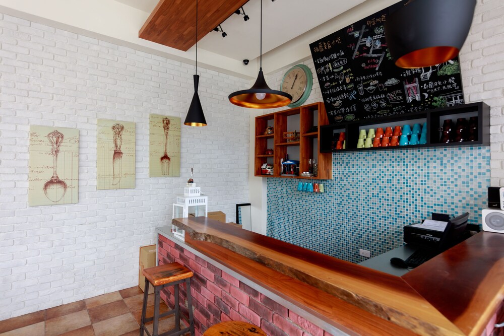 Oia Cafe B&amp;B 10/73
