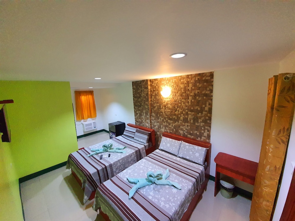 Aosmec Square Hotel 26/77