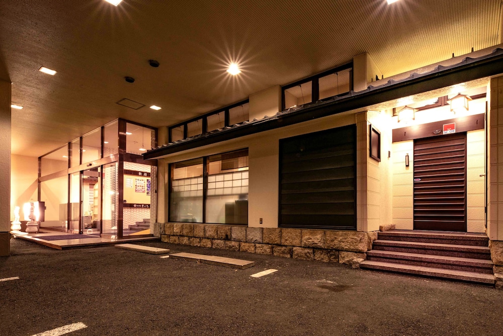 New Makomo Hotel 50/61