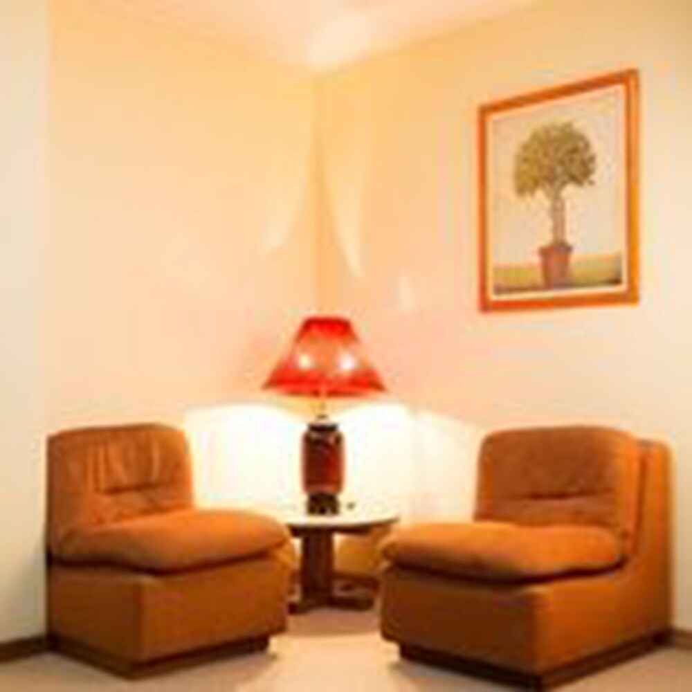 Hotel del Jardin 34/50