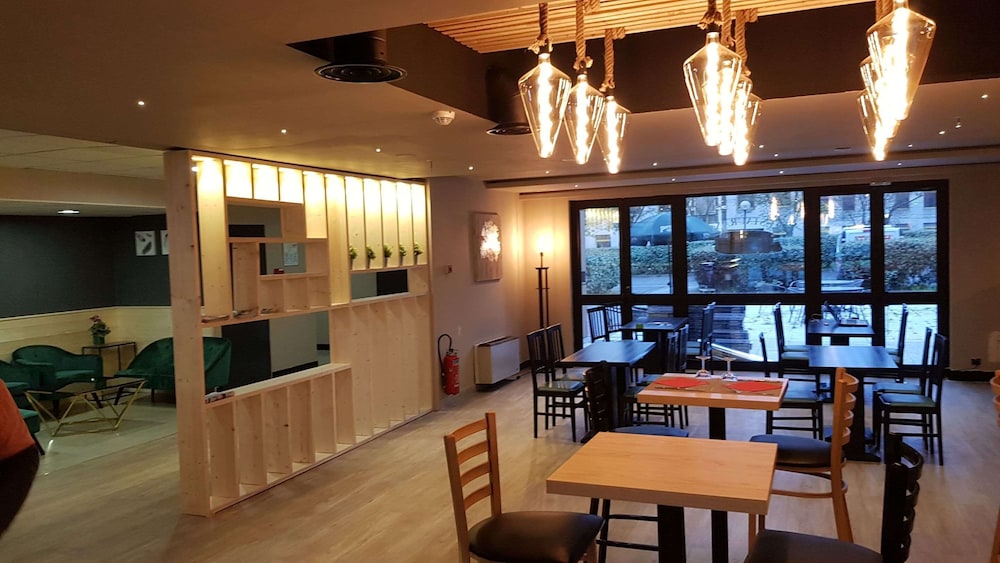 Euro Hotel Paris Creteil 25/36