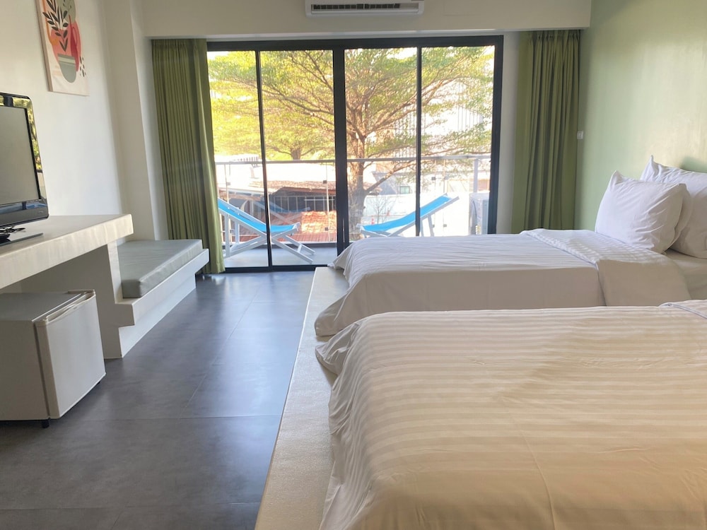 SUPERIOR, TWIN BEDS