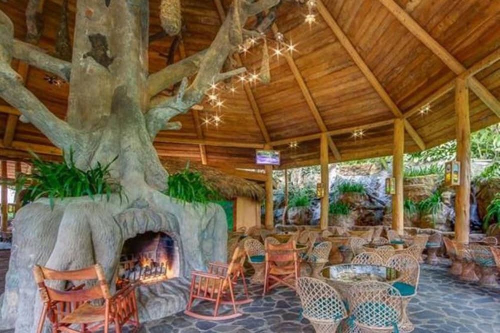 The Peace Lodge At La Paz Waterfall Gardens 13/63