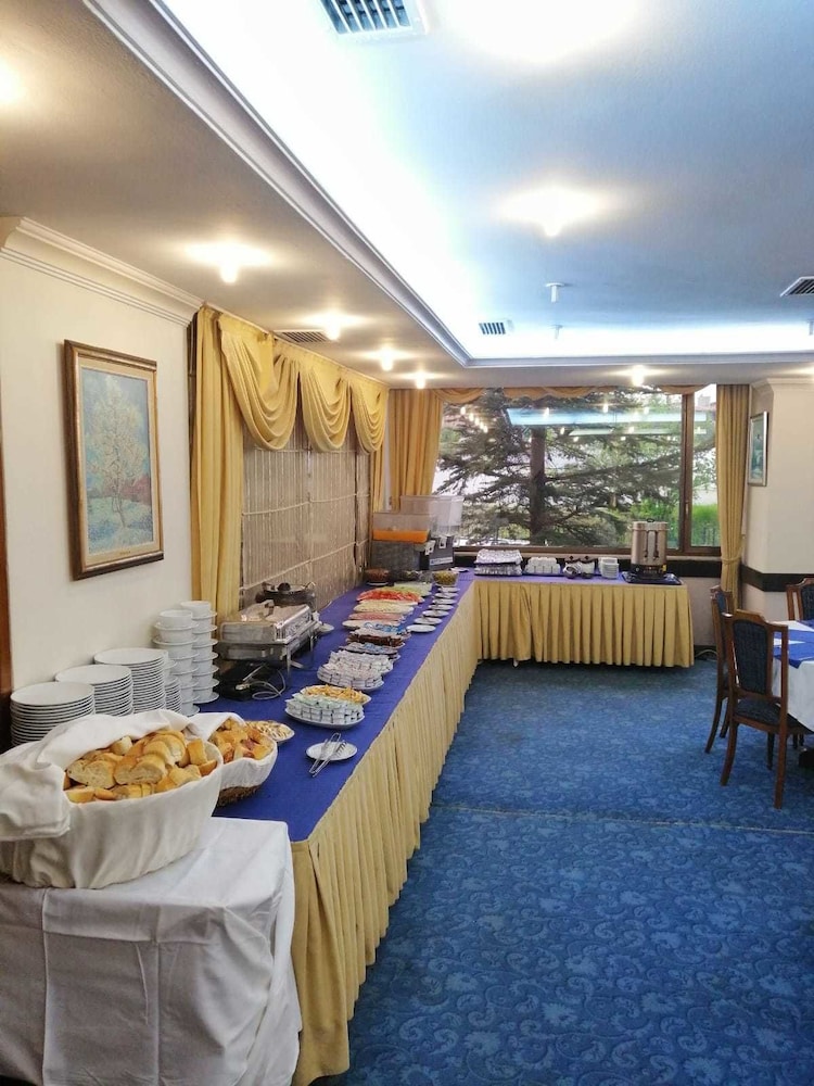 Hotel Akyuz 25/50