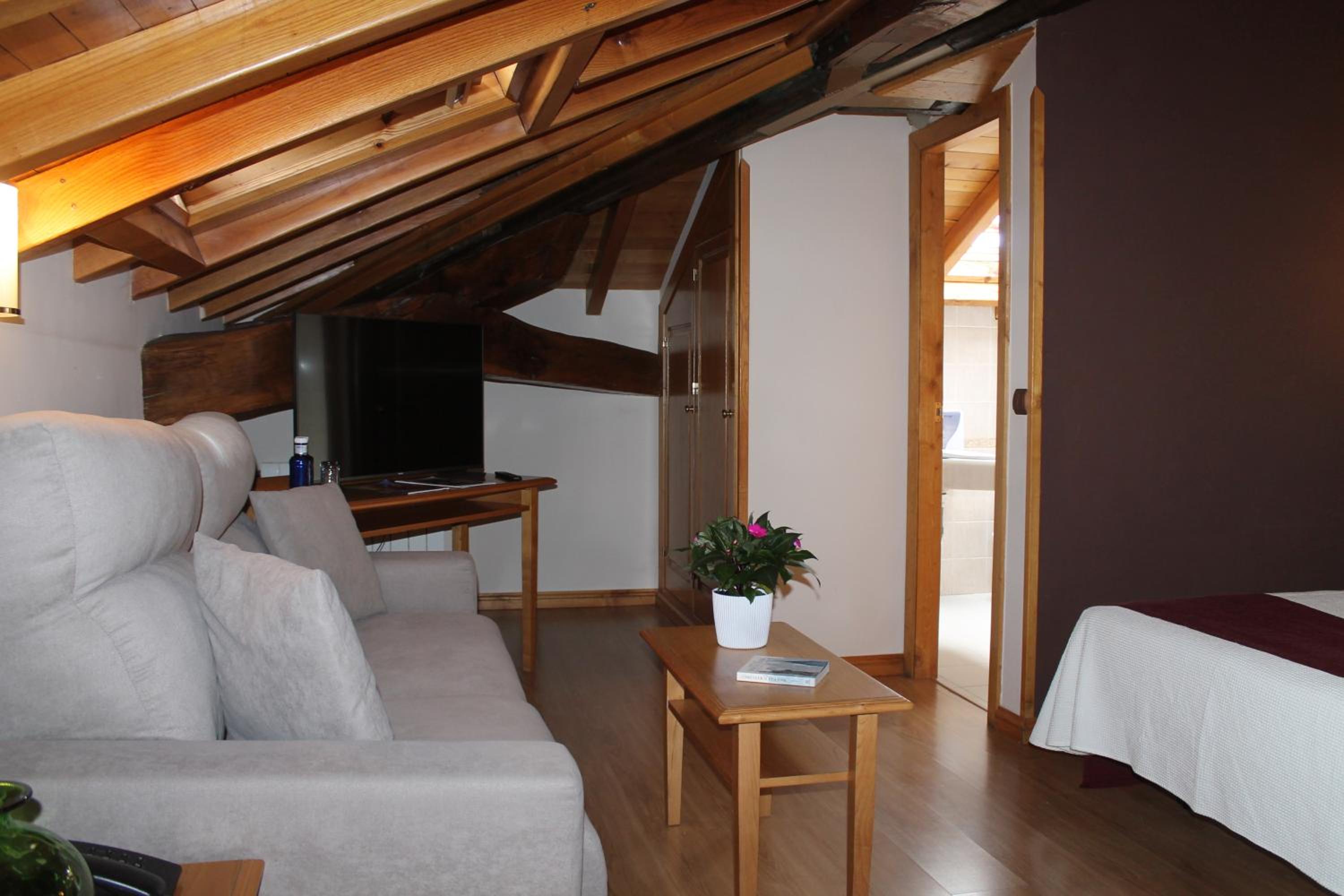Hotel San Roque 39/57
