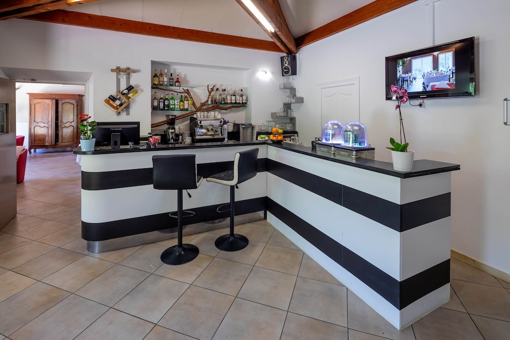 Logis Le Mas de l'Etoile Aubagne