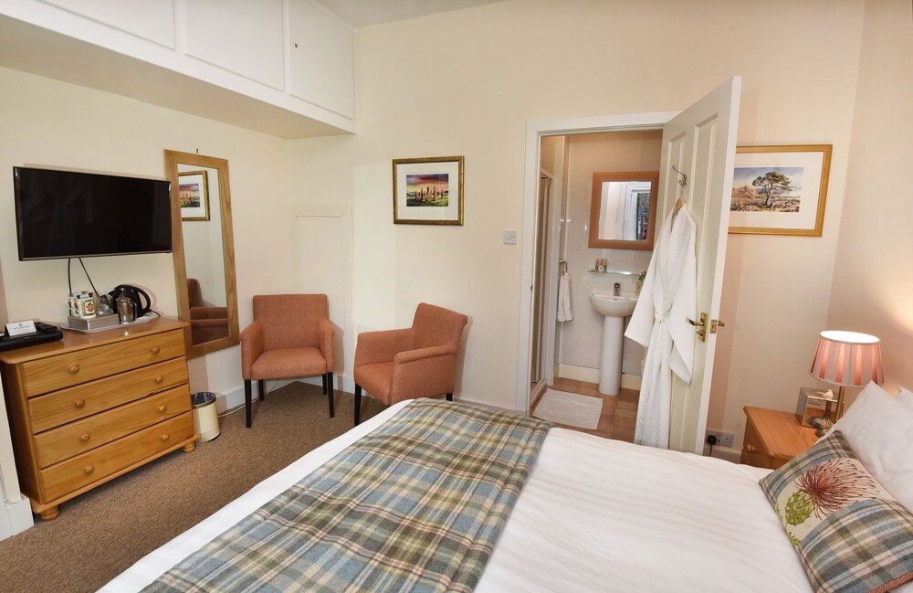 Acer Glen B&B 6/23