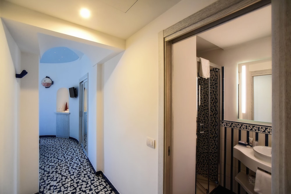 Miramalfi Hotel 28/85