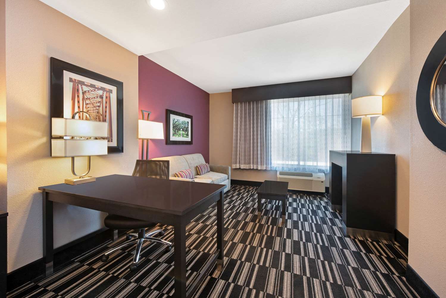 La Quinta Inn & Suites by Wyndham West Monroe 26/41