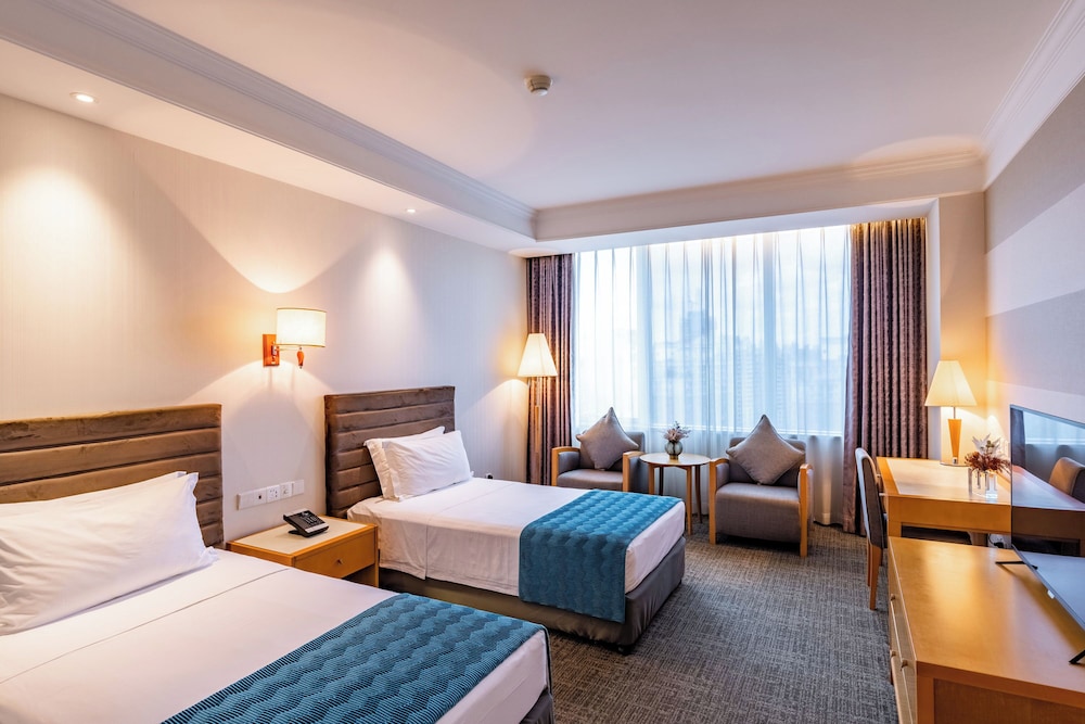 Tiancheng Hotel 12/47