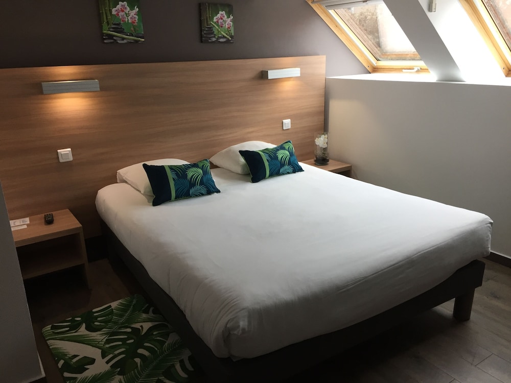 Brit Hotel Besancon l'Horloge 16/50