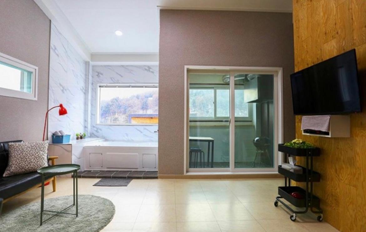 Duplex, Spa