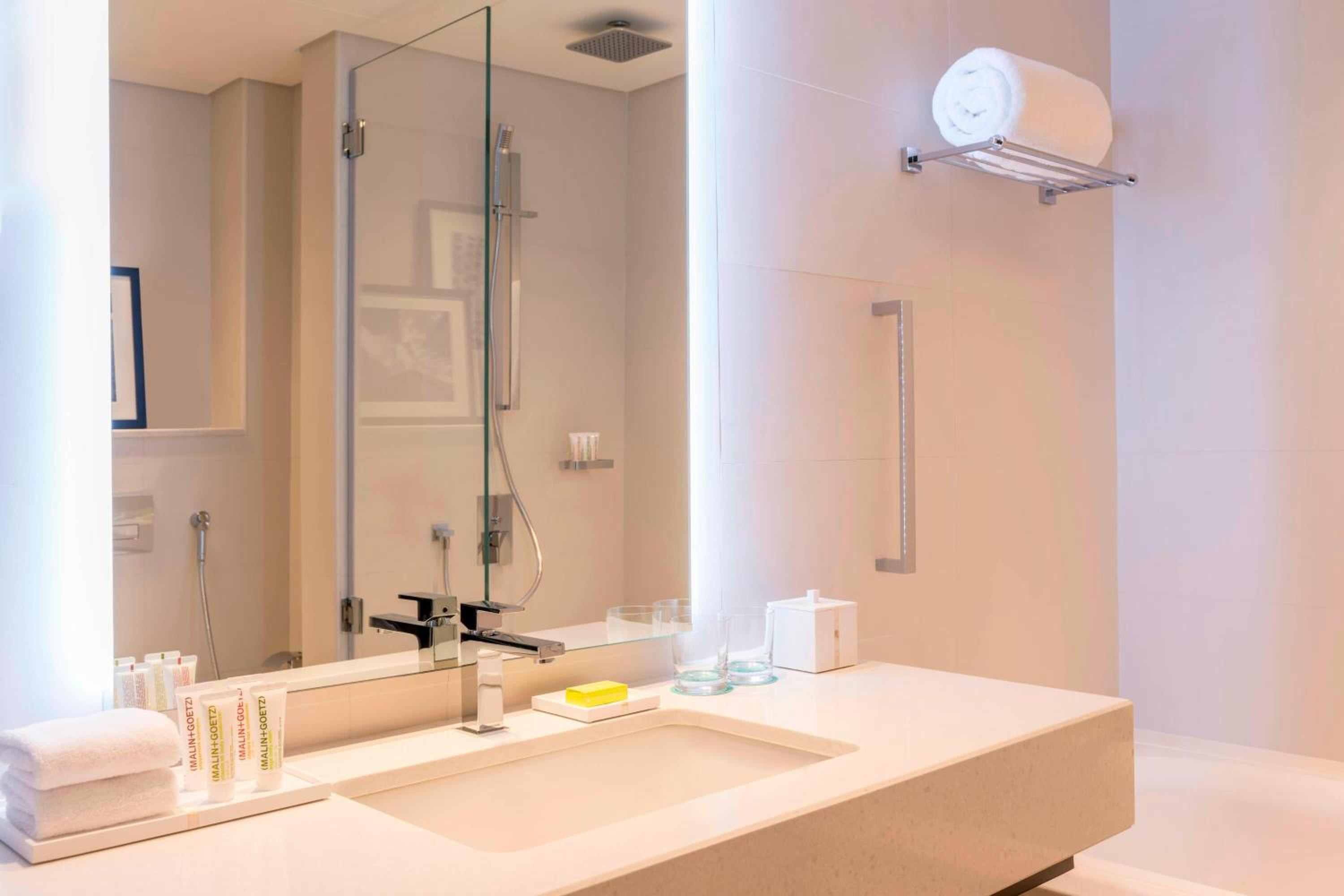 Deluxe, Single Bed, Land View, Balcony، Le Royal Meridien Beach Resort & Spa 6/10