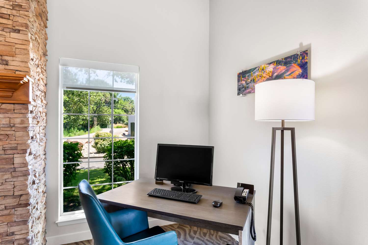 Comfort Inn & Suites Susanville CA 17/24