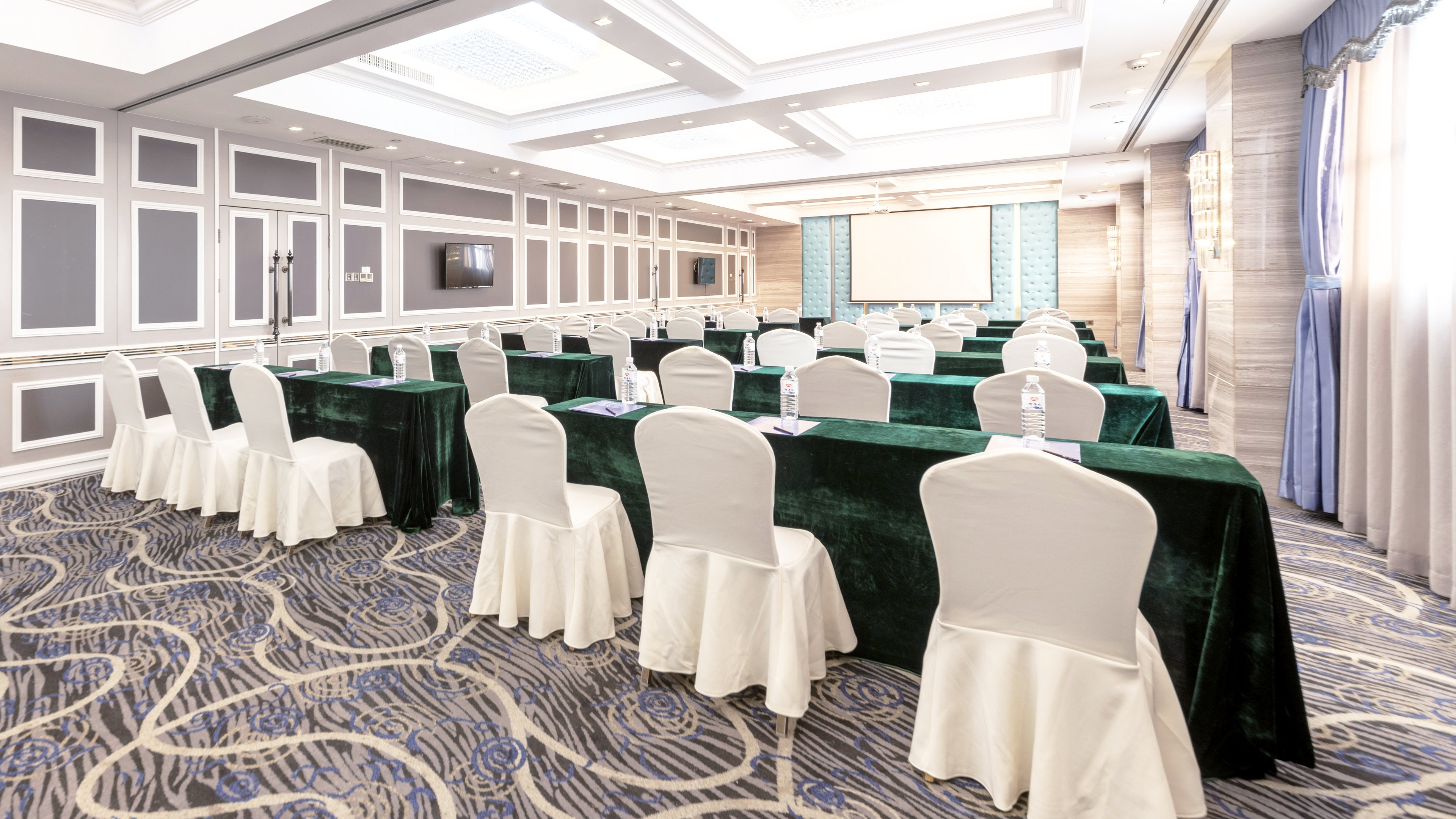 Holiday Inn Express XIAMEN LUSHAN 22/29