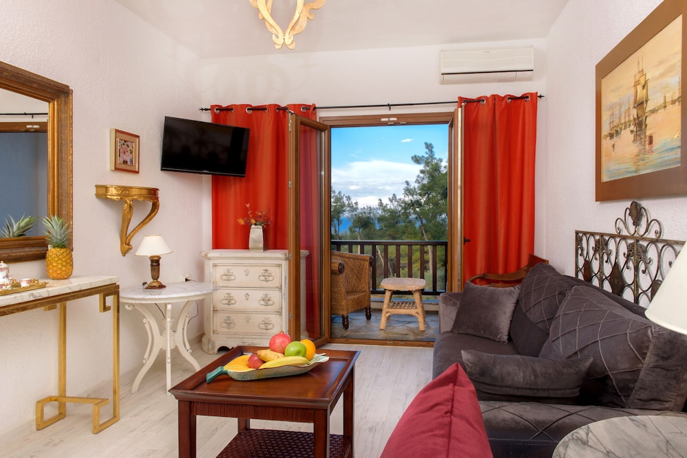 Leandros Hotel 32/50