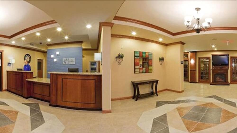 Holiday Inn Express Hotel & Suites Anderson 5/78