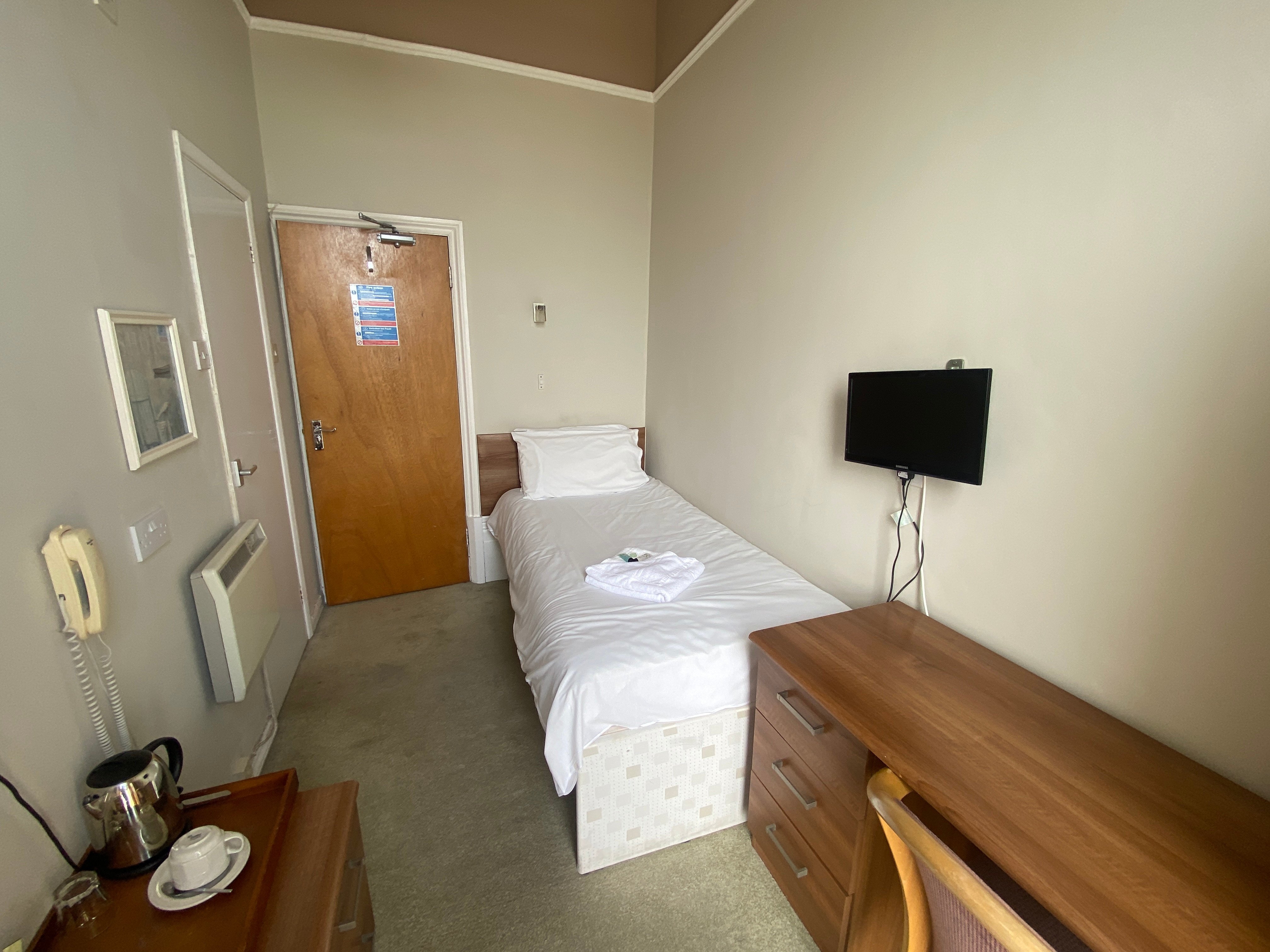 OYO Oban Hotel 12/24
