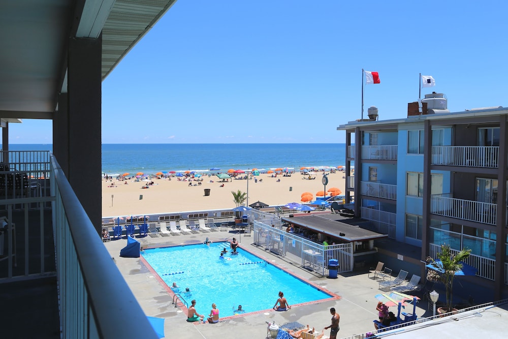 Flagship Oceanfront 29/39